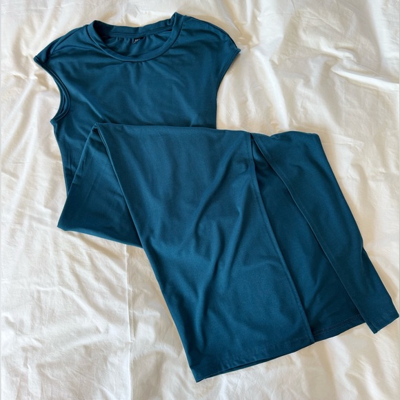 Slit Thigh Teal Bodycon Dress - Picture 2 of 5